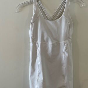 Women's 🍋 Lululemon tank w/ built in bra